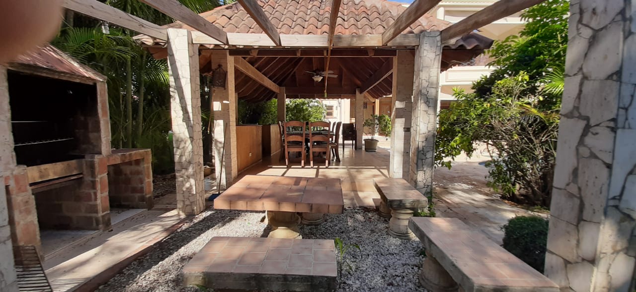 (Ref. 101) BBQ and Gazebo view